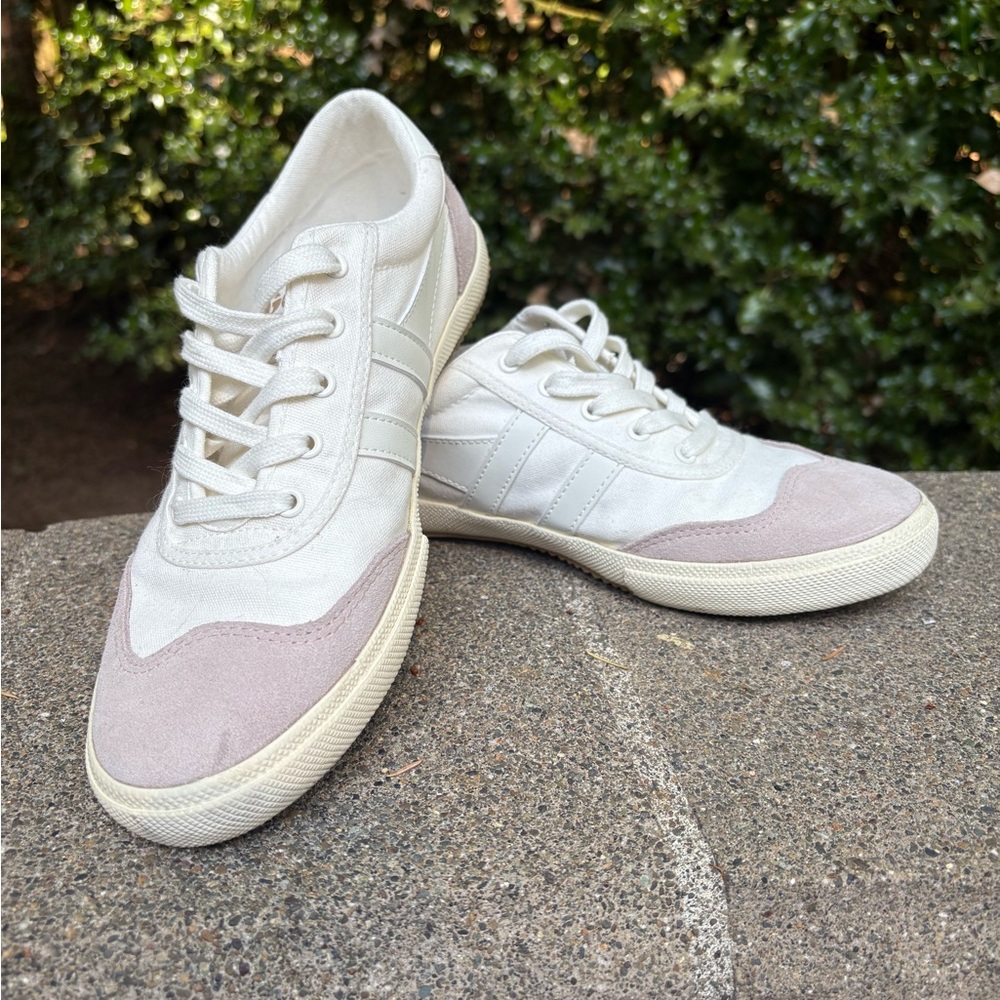 Gola Badminton Volley Women’s Sneakers size US9 (EU40) - Picture 2 of 10